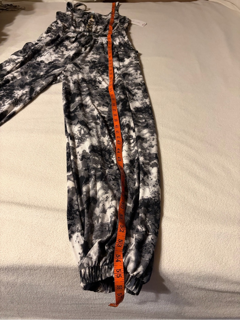 Almost Famous Black & White Tie-Dye Sleeveless Jumpsuit Cozy Soft Size Large - Picture 9 of 9